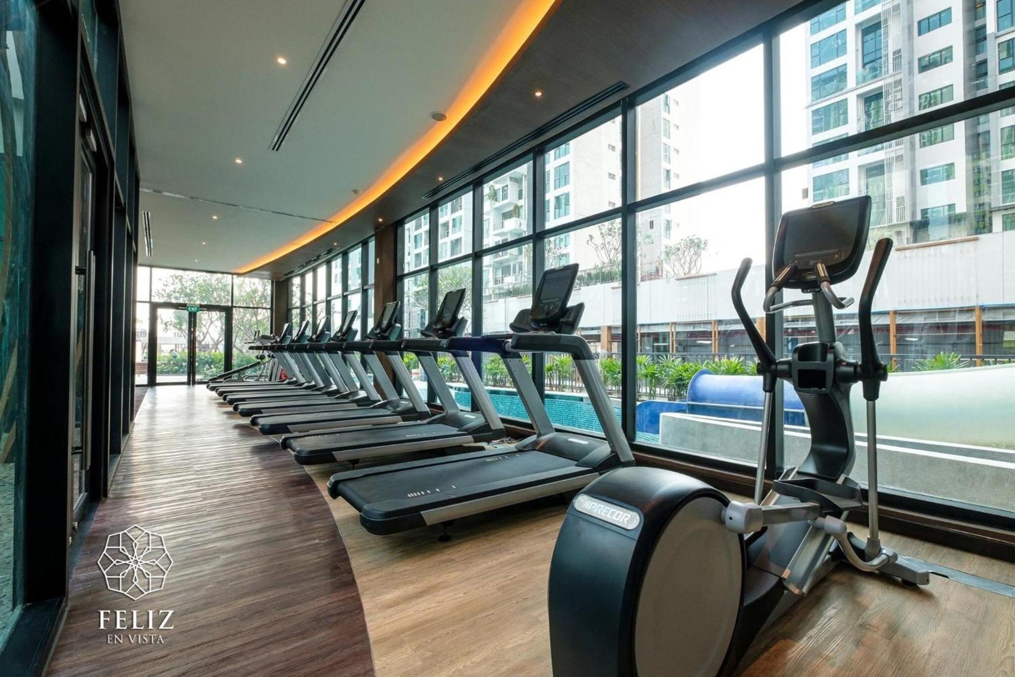 Feliz Luxurry Duplex Apartment Saigon Хошимін Екстер'єр фото