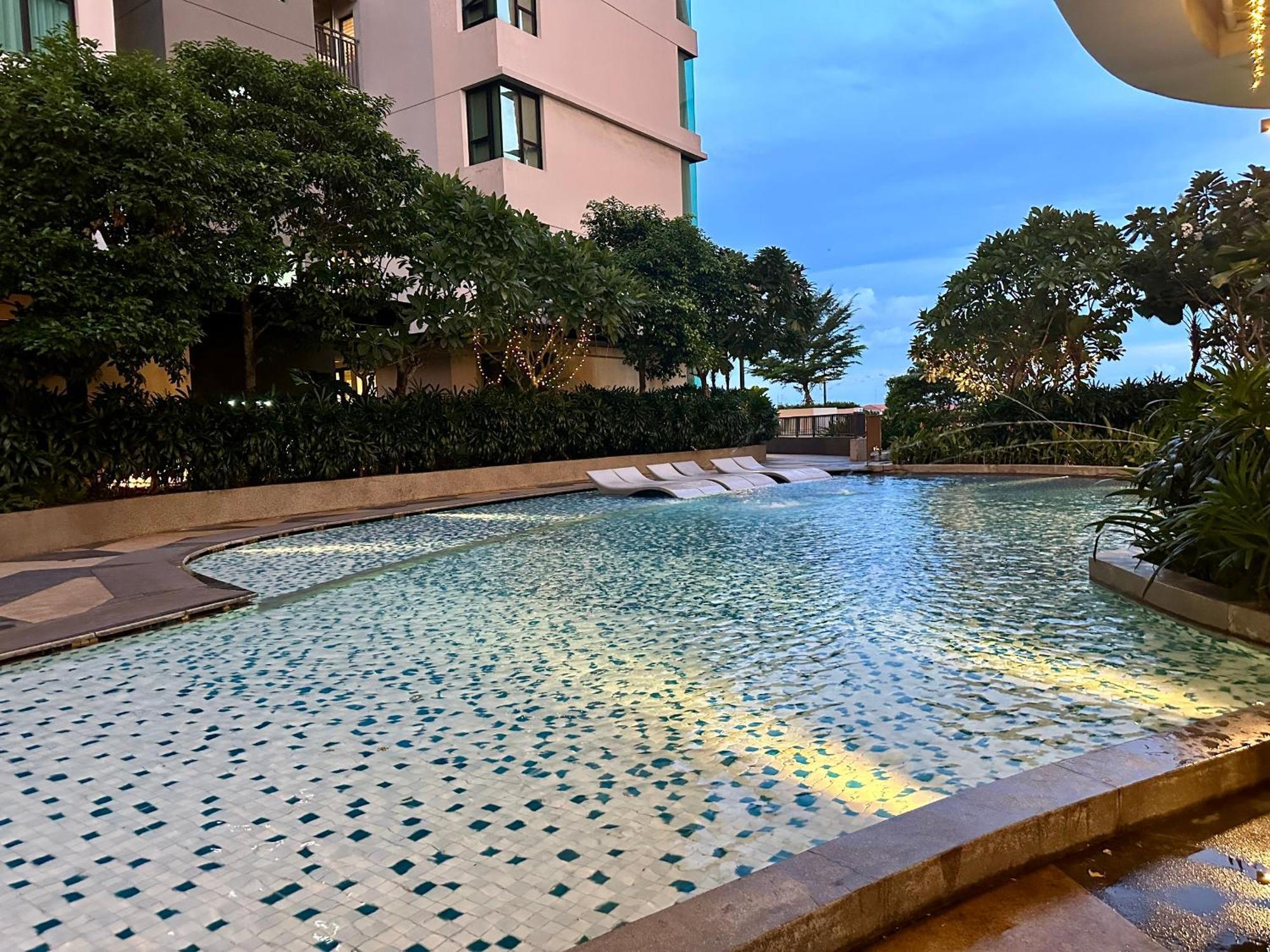 Feliz Luxurry Duplex Apartment Saigon Хошимін Екстер'єр фото