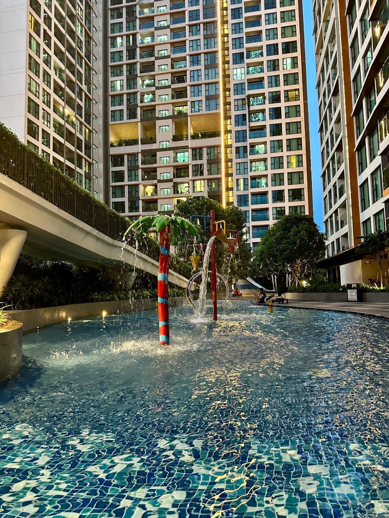Feliz Luxurry Duplex Apartment Saigon Хошимін Екстер'єр фото