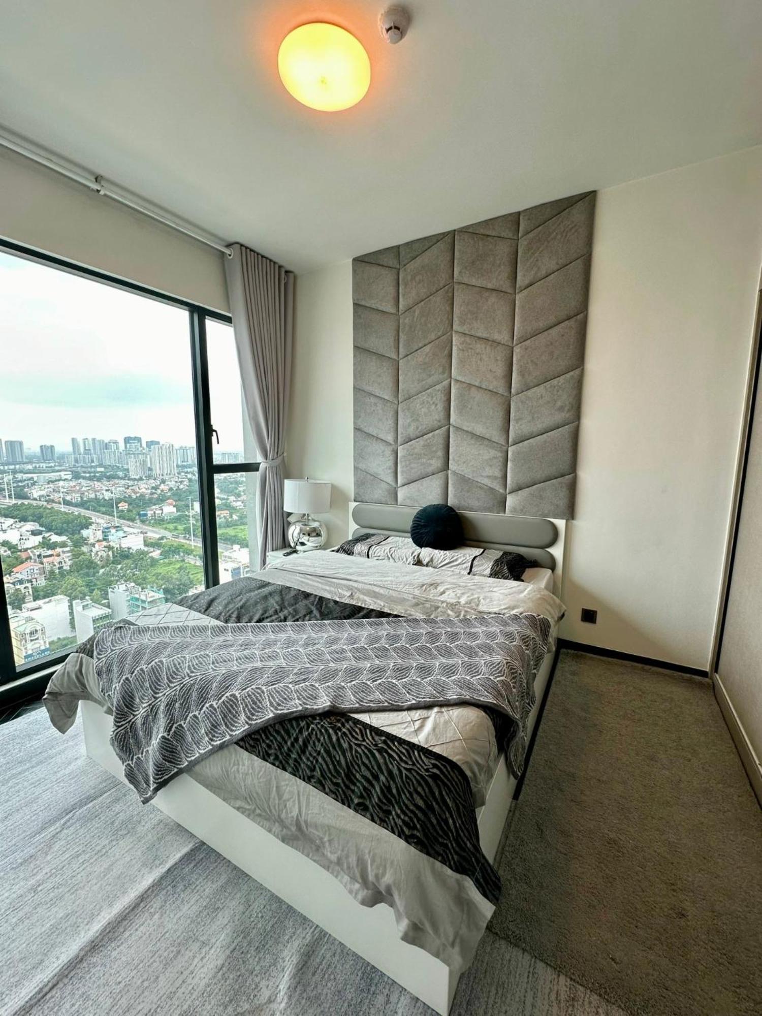 Feliz Luxurry Duplex Apartment Saigon Хошимін Екстер'єр фото